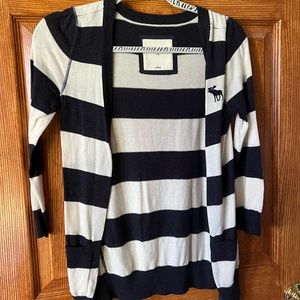 Abercrombie kids sz Large sweater